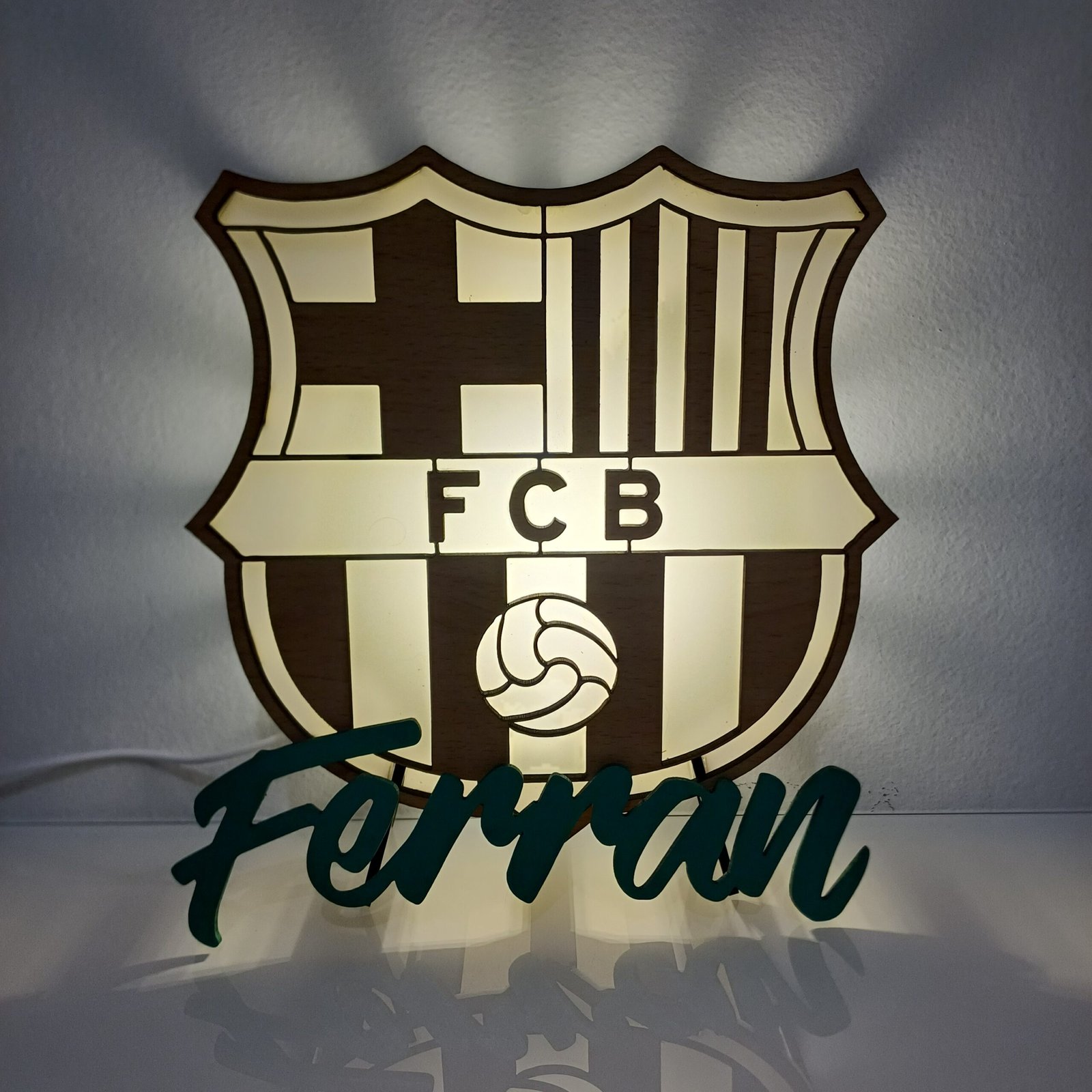 Lámpara quitamiedos personalizada artesanal de madera