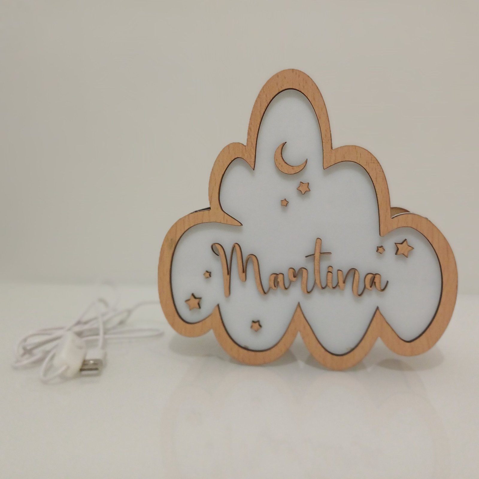 Lámpara quitamiedos personalizada de madera con nombre