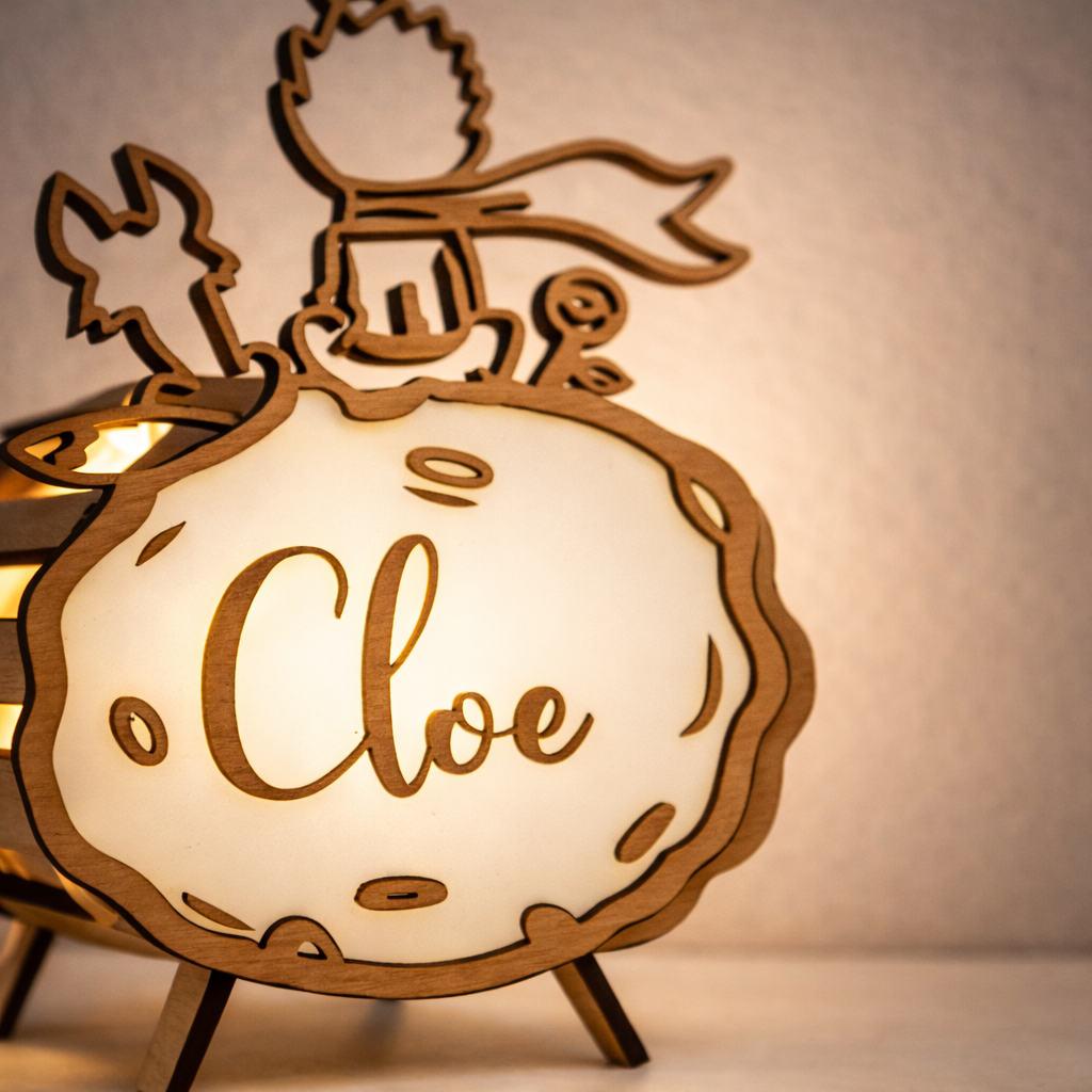 Lámpara quitamiedos personalizada artesanal de madera